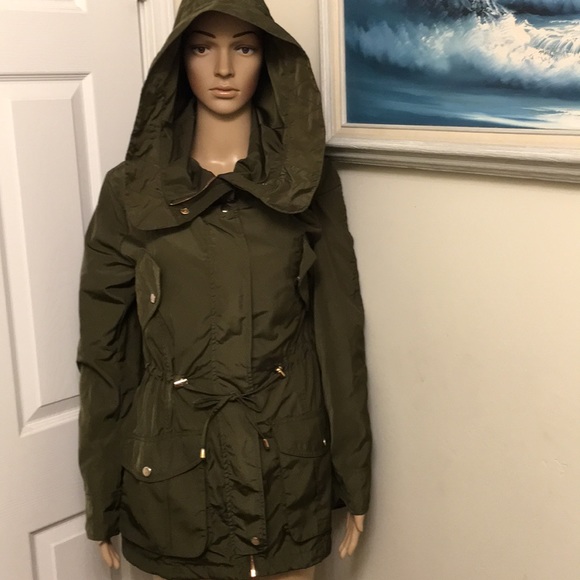 NWOT CB Green Outwear Trench Coat Hoodie. Size: M - Picture 2 of 8